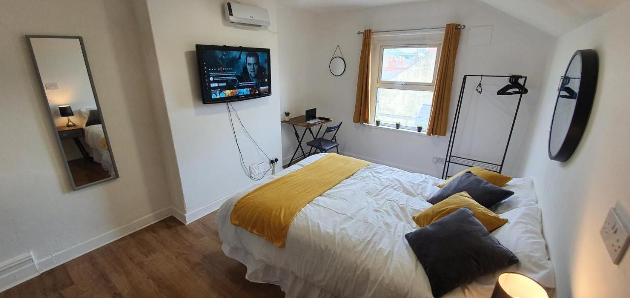 קארדיף Fast Broadband, Budget Stay, Free Netflix. מראה חיצוני תמונה